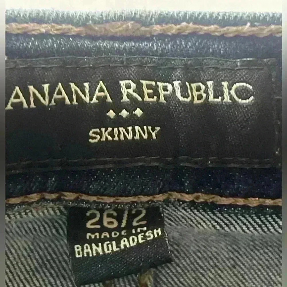 🔥🔥. SALE. 🔥🔥Banana Republic Factory Two Pairs of Denim Jeans Size 26/2 - Picture 9 of 15